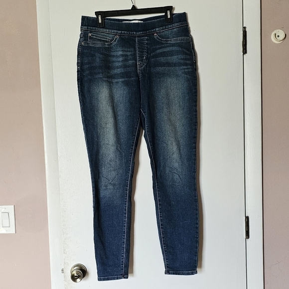 ×2 Levi's totally shaping stretchy soft tall high-rise pull-on skinny jeans - Picture 11 of 15